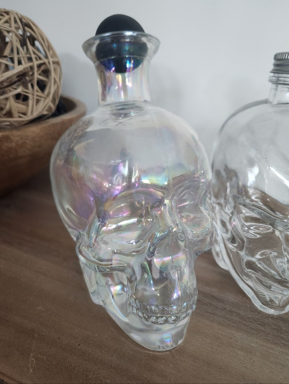 💀 Set of 3 Glass Skull & Demon Bottles Halloween Gothic Bar Decor Display Lot - Picture 3 of 8